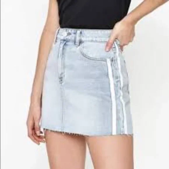 Pacsun Denim Mini Skirt Size 25 - Picture 3 of 11